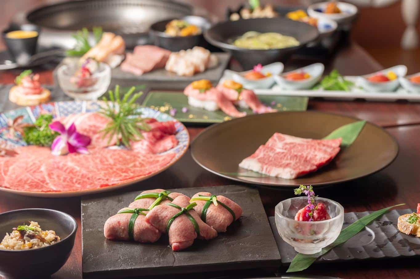 和牛焼肉とびうしでは人気料理を集めた各種コースをご用意しています🥰飲み放題プランもご用意可能ですのでご宴会にも大人気?…
