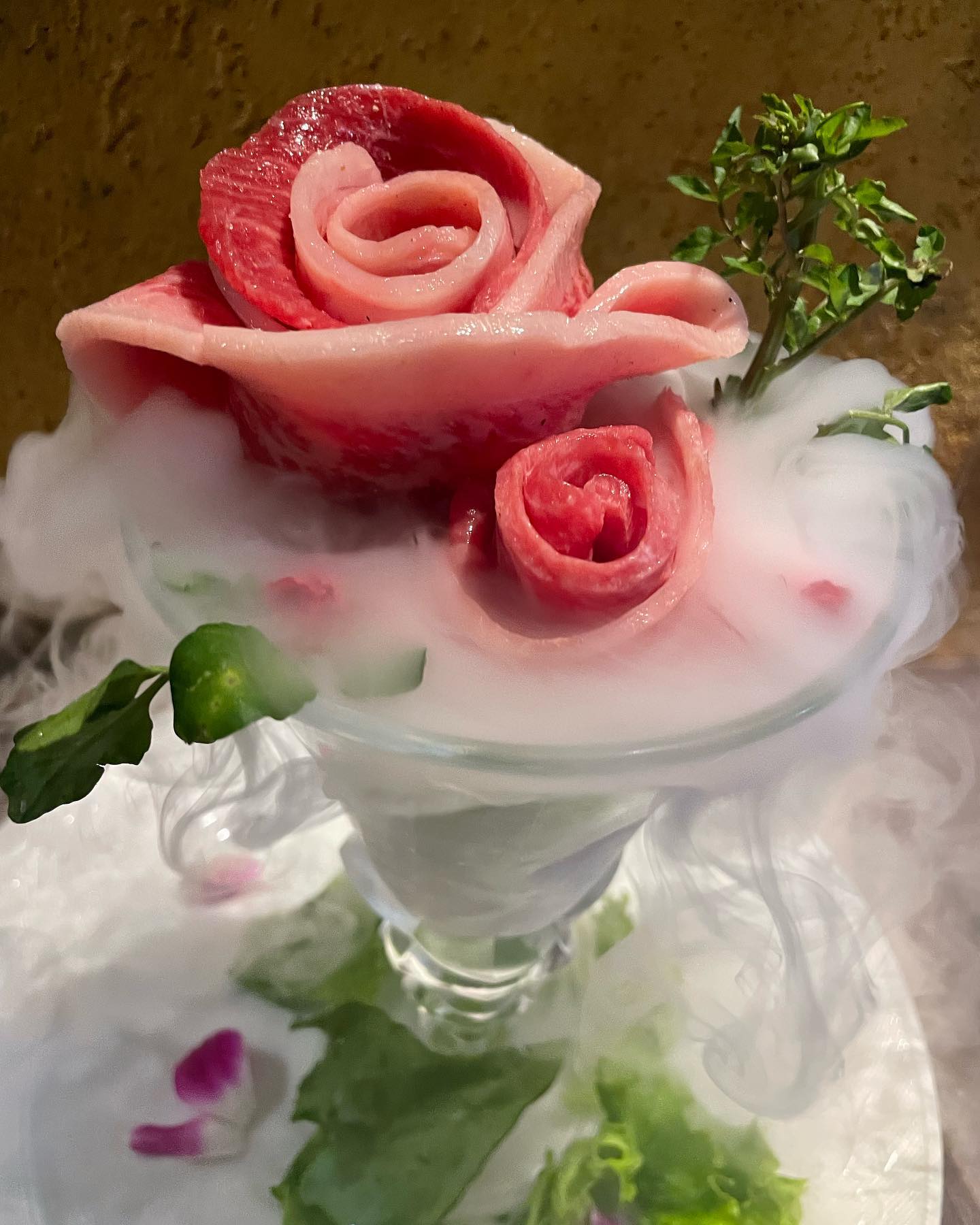 記念日や誕生日のお祝いや楽しいイベント帰りにはぜひ和牛焼肉とびうしの肉ケーキや肉パフェを🥰東京ドームや日本武道館からも近…