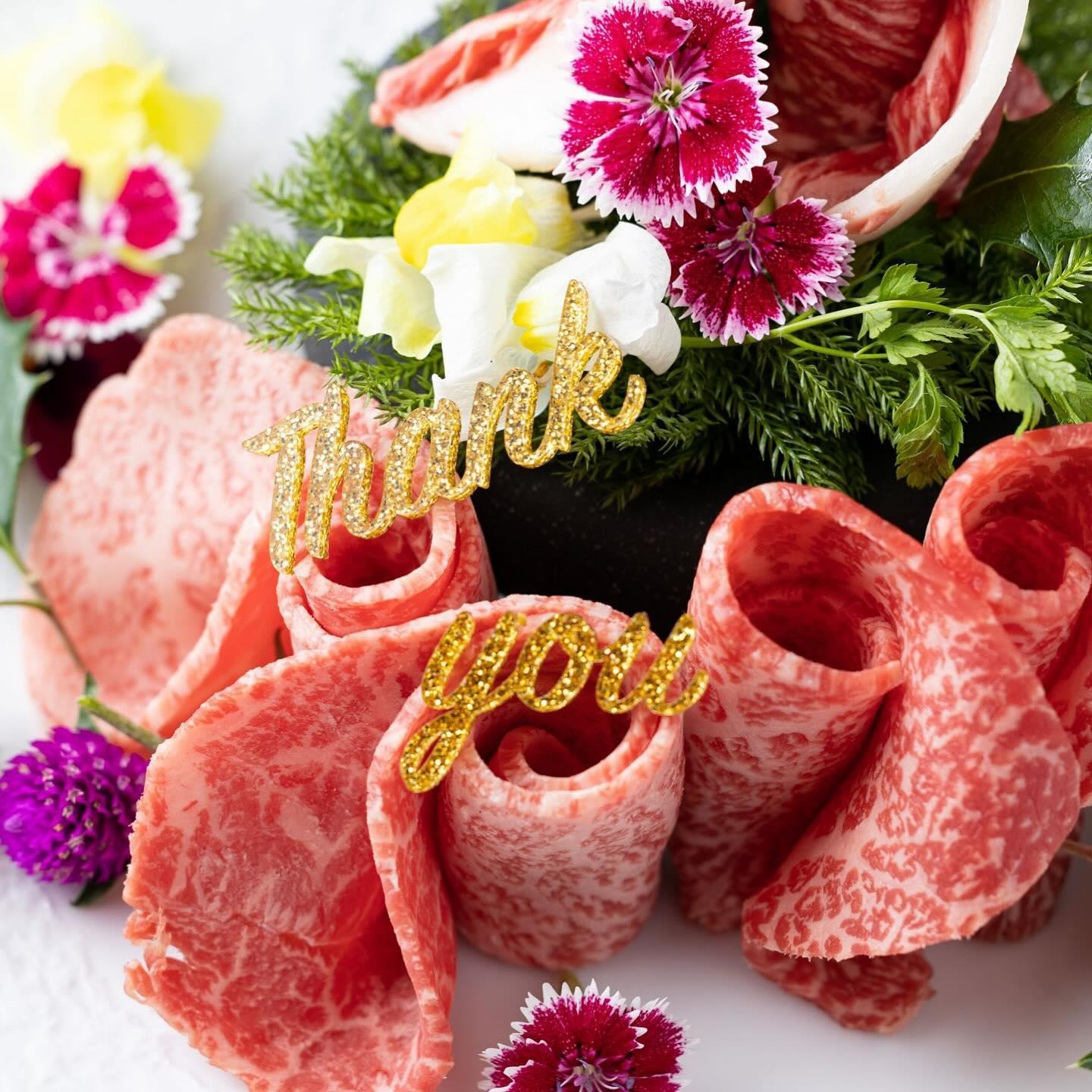 大切な人へ感謝のメッセージをそえて！とびうしは全席が完全個室の和牛焼肉のお店⭐︎「飯田橋駅」すぐ！「黒毛和牛」が自慢の「…
