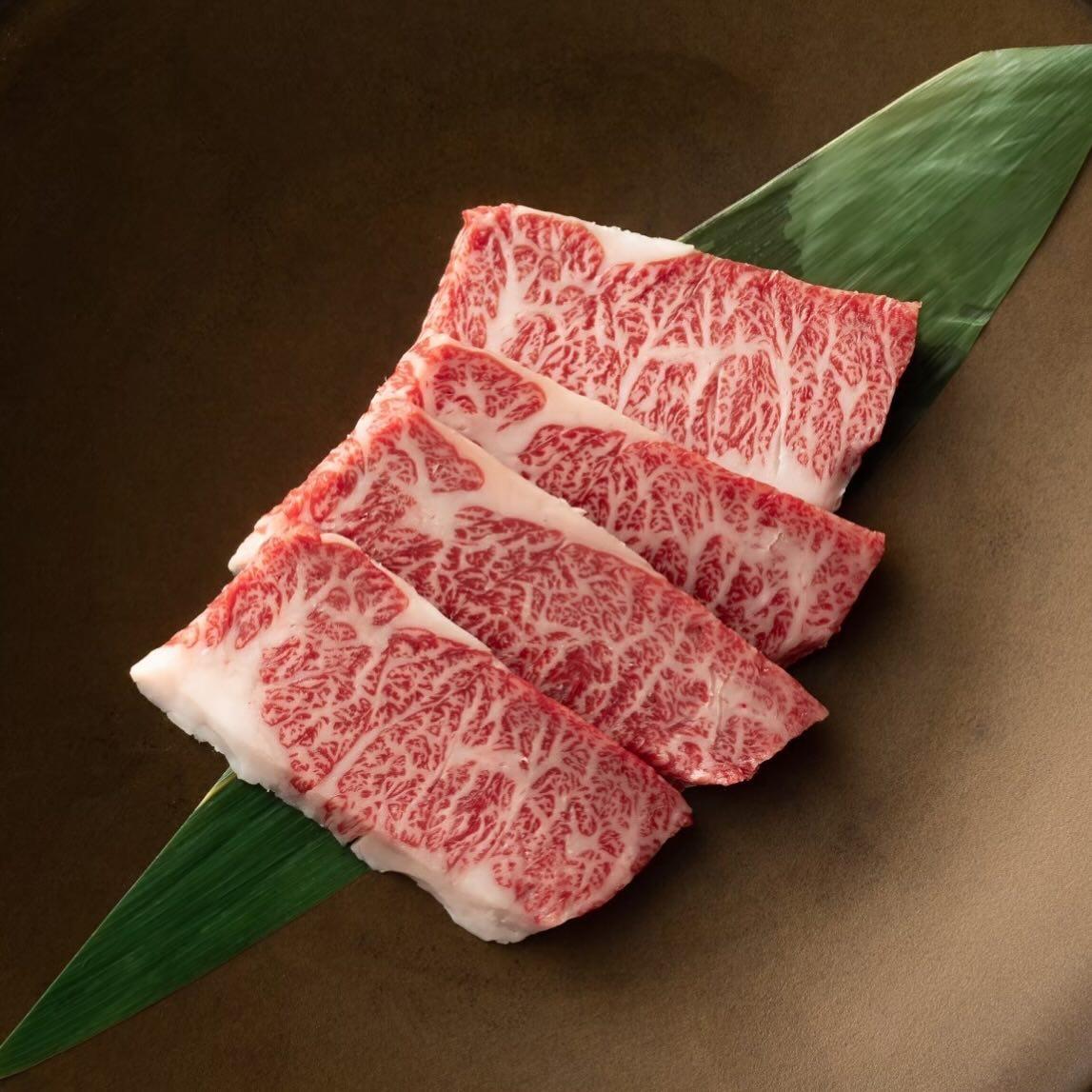 黒華牛の和牛ハラミは絶対に食べて頂きたい一皿⭐︎とびうしは全席が完全個室の和牛焼肉のお店⭐︎「飯田橋駅」すぐ！「黒毛和牛…