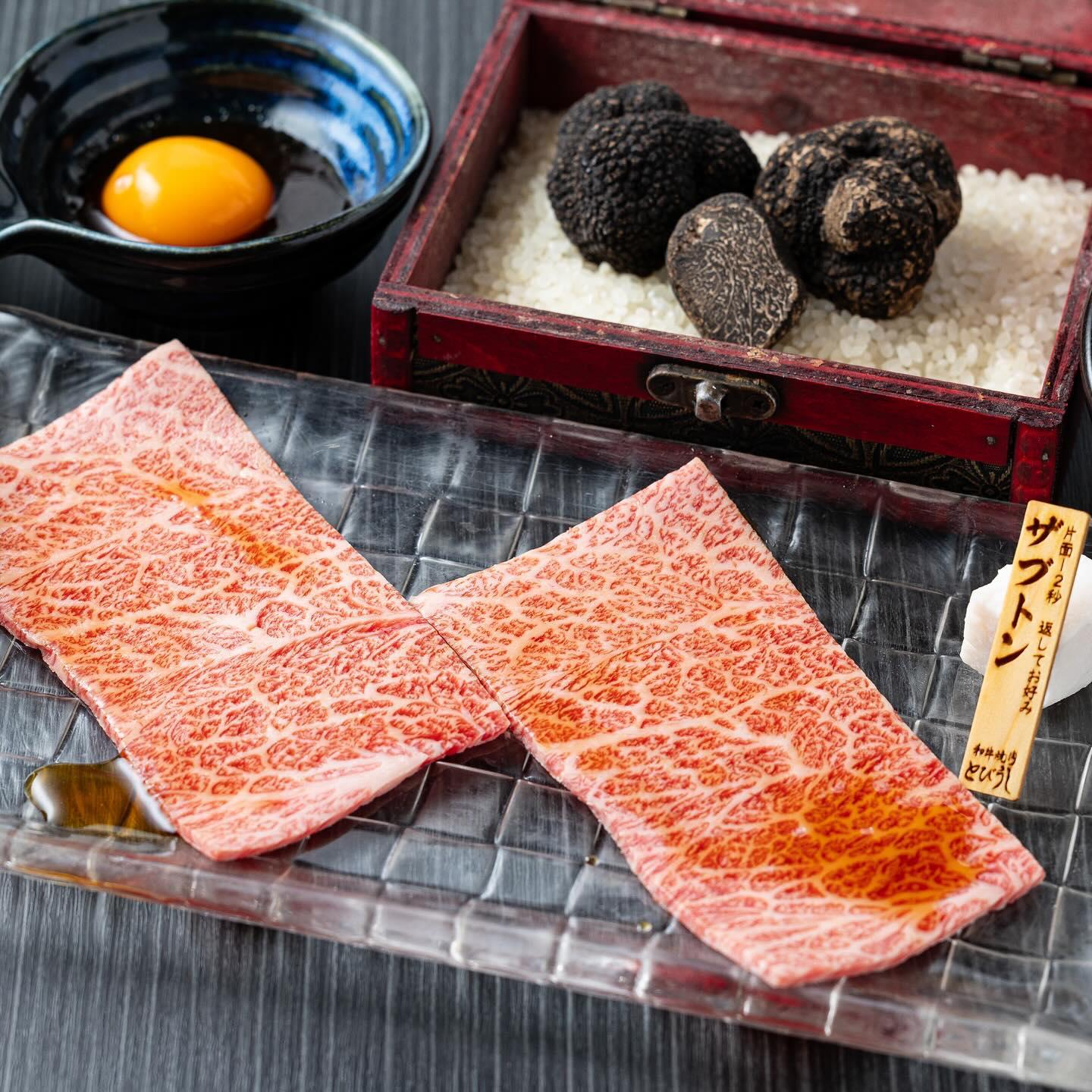 トリュフをたっぷり使ったザブトンのすき焼き風⭐︎とびうしは全席が完全個室の和牛焼肉のお店⭐︎「飯田橋駅」すぐ！「黒毛和牛…