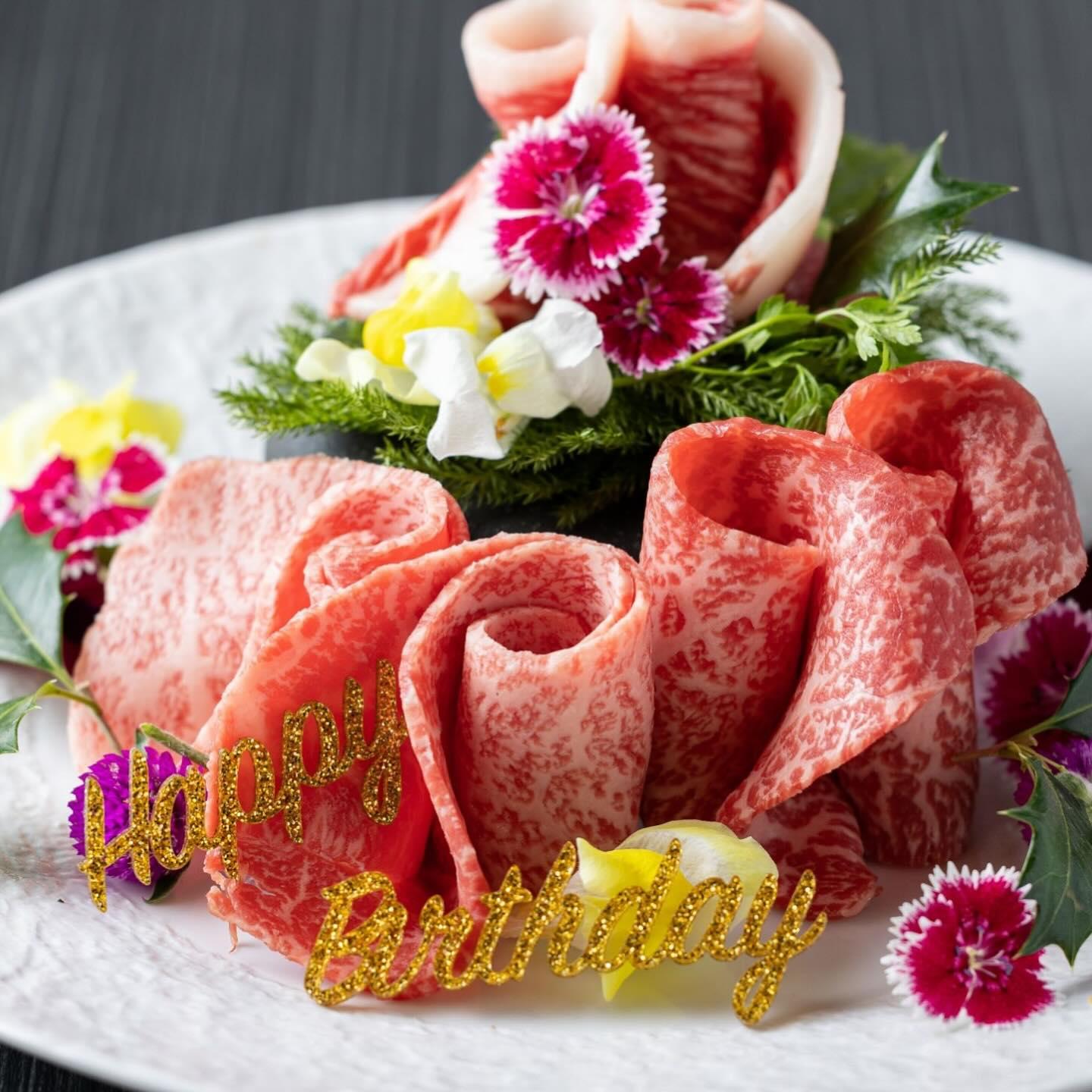 大切な人にメッセージをそえて！とびうしは全席が完全個室の和牛焼肉のお店⭐︎「飯田橋駅」すぐ！「黒毛和牛」が自慢の「焼肉」…