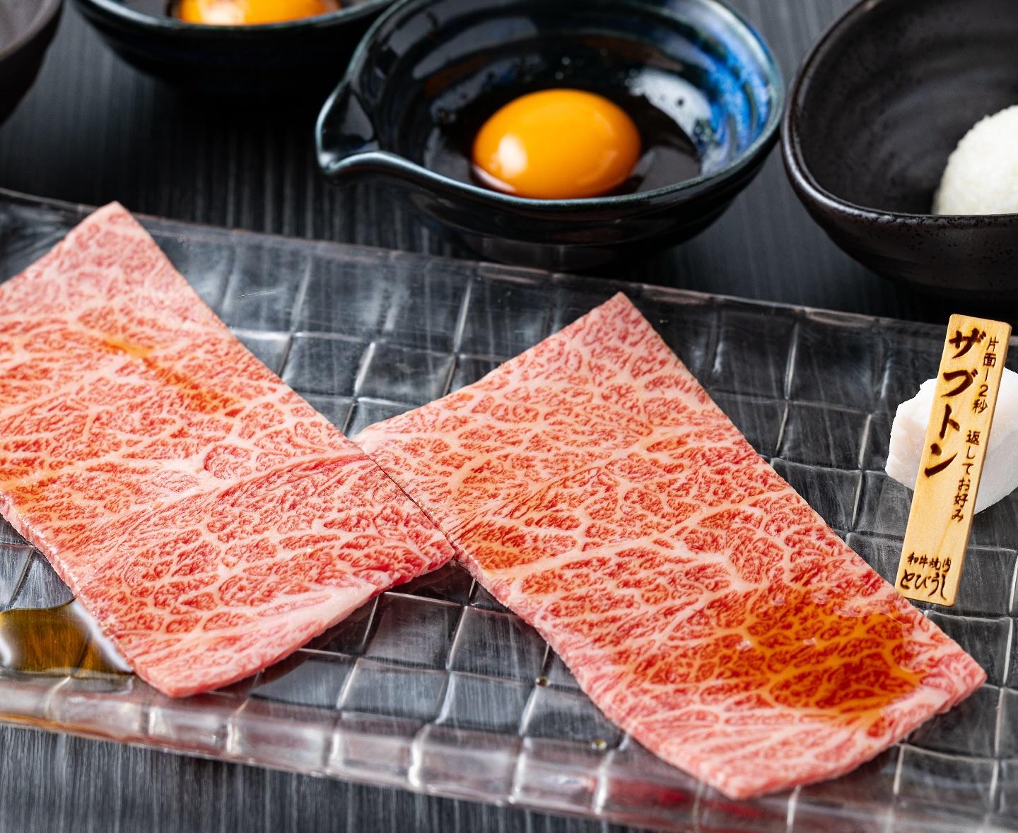 上質な部分だけを切り出したザブトンのすき焼き風⭐︎とびうしは全席が完全個室の和牛焼肉のお店⭐︎「飯田橋駅」すぐ！「黒毛和…