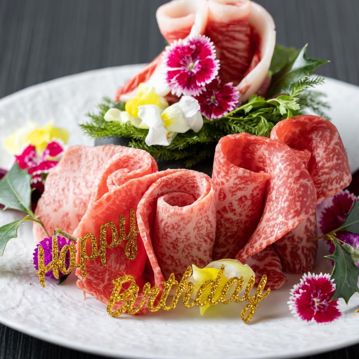 大切な人にメッセージをそえて！とびうしは全席が完全個室の和牛焼肉のお店⭐︎「飯田橋駅」すぐ！「黒毛和牛」が自慢の「焼肉」…