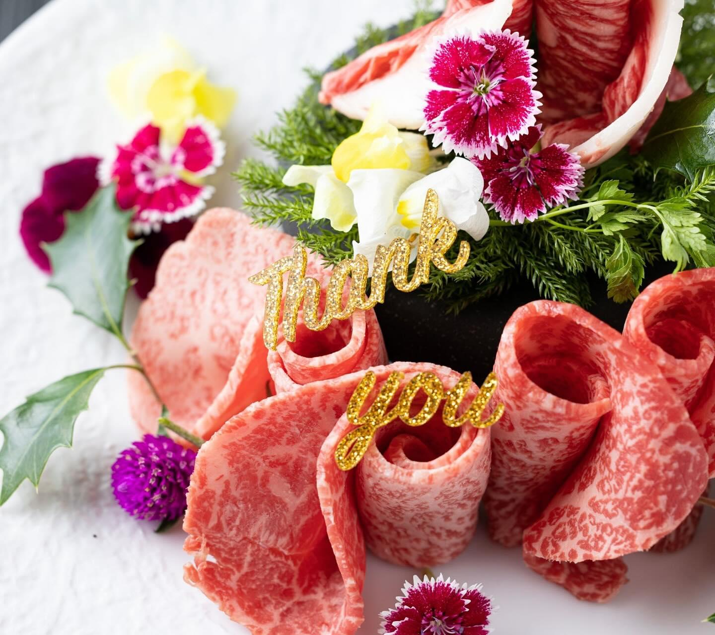 大切な人にメッセージをそえて！とびうしは全席が完全個室の和牛焼肉のお店⭐︎「飯田橋駅」すぐ！「黒毛和牛」が自慢の「焼肉」…